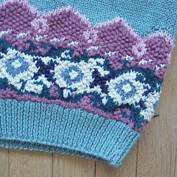 VTG Hand Knitted Blue Floral Chunky Sweater Cottage core Granny Made L/Large - Picture 2 of 4